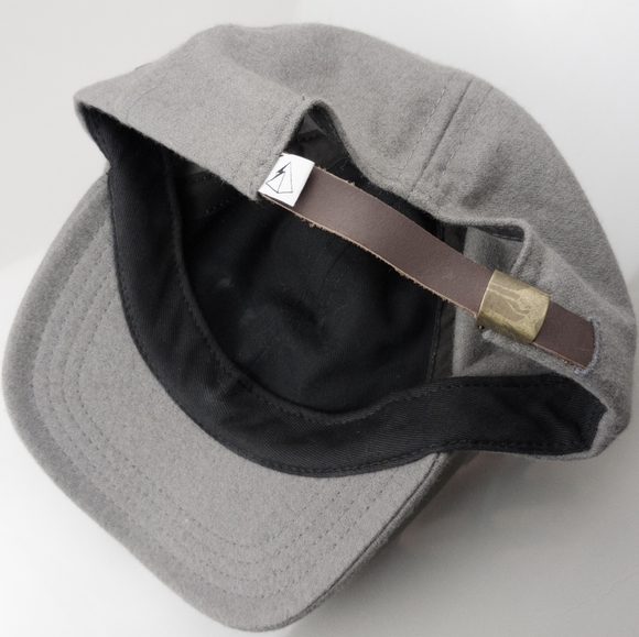 DESO Supply Co Hat Cap USA Adjustable Leather Strap Gray & Red Unisex - Picture 6 of 8